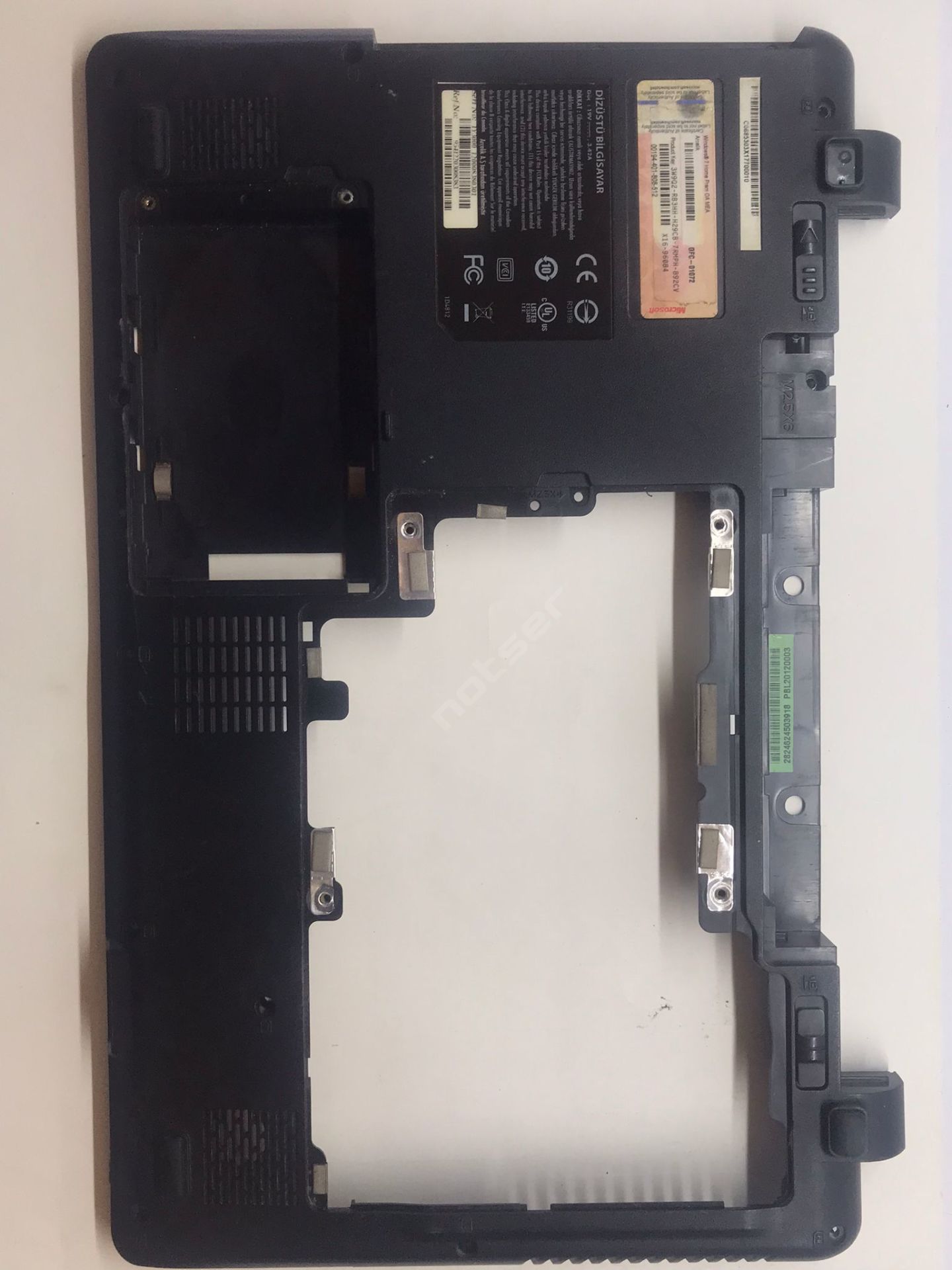 Grundig 11K812 13N0-Y2A0331 Alt Kasa