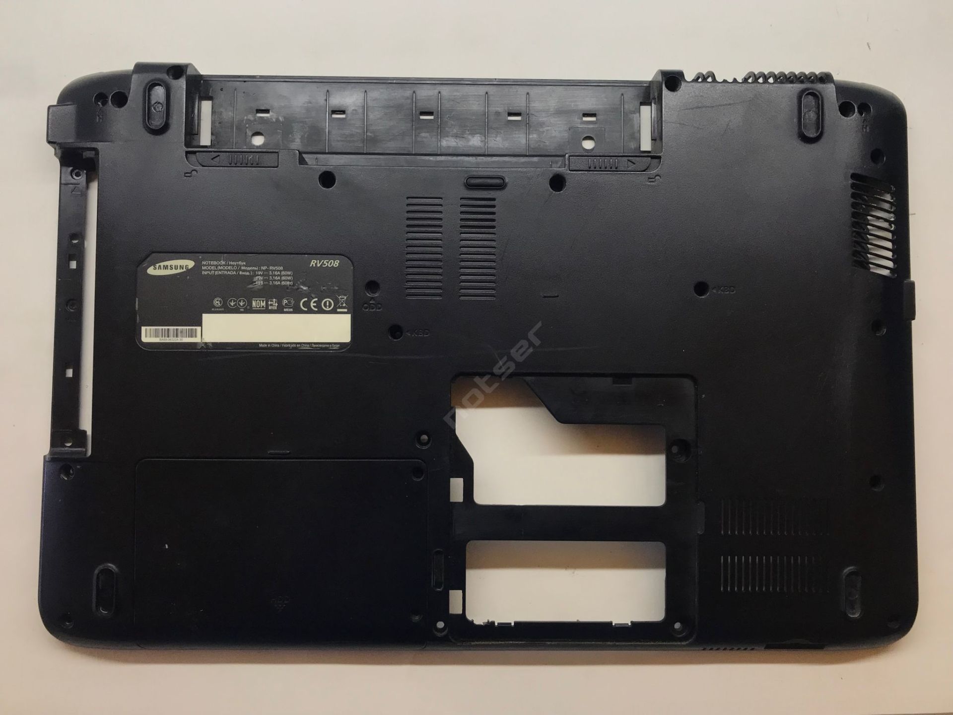 Samsung NP-R538 R528 RV508 R530 RV510 R525 R540 Alt Kasa