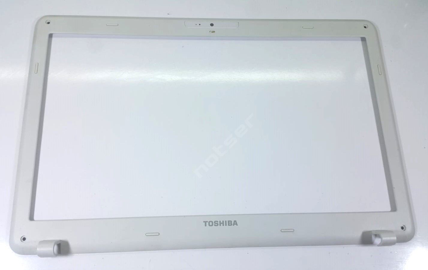 Toshıba  C660 C660D BEYAZ Bezel