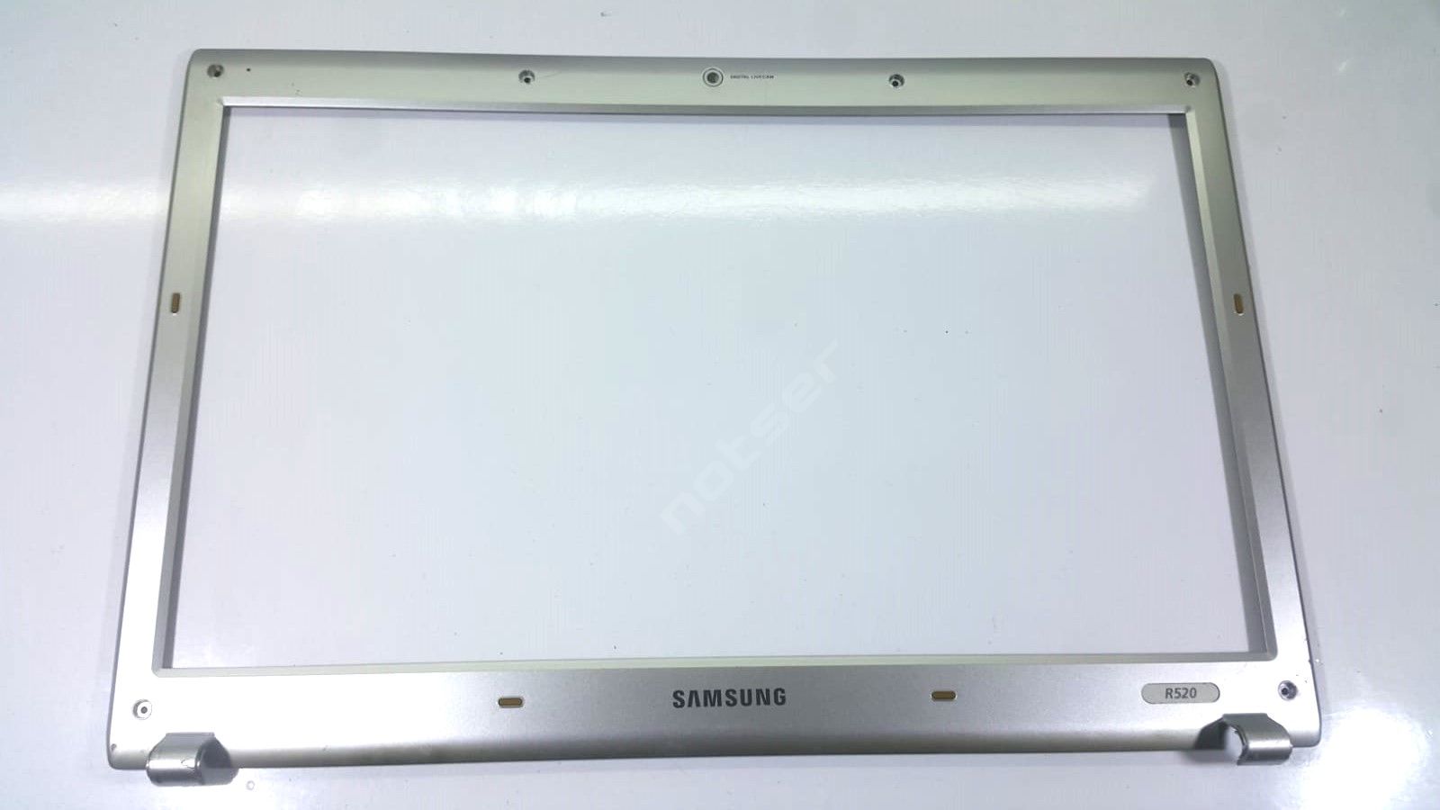 Samsung NP-R520H BA81-06514A Bezel