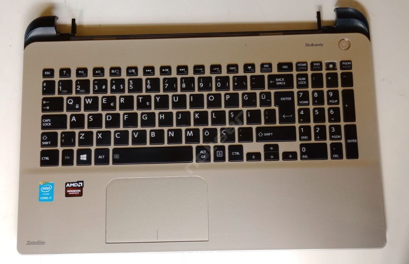 Toshiba Satellite L50-B L55-B L55D-B L55T-B L50D-B Üst  Kasa