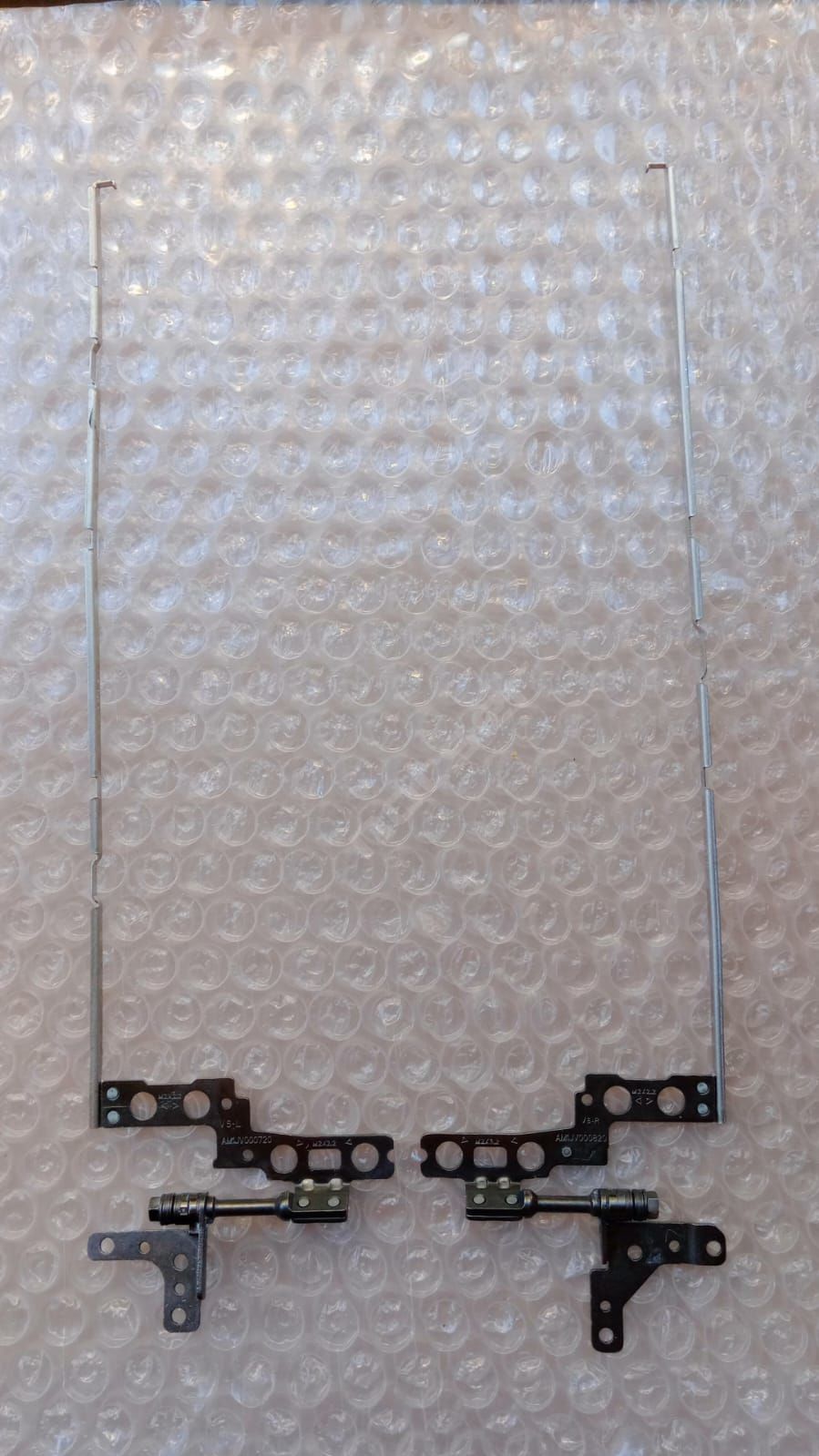 Lenovo ideapad 3-15ADA05 81W1 3-15ARE05 81W4 3-15IML05 81WB3-15IIL05 81WE 3-15IGL05 81WQ 3-15ITL05 81X8 V15 G1-IML 82NB 5CB0X57720 AP1JV000860 Menteşe