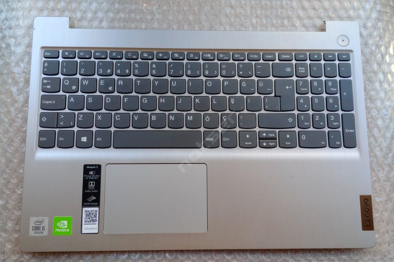 Lenovo ideapad 3-15ADA05 81W1 3-15ARE05 81W4 3-15IML05 81WB3-15IIL05 81WE 3-15IGL05 81WQ 3-15ITL05 81X8 V15 G1-IML 82NB 5CB0X57720 AP1JV000860 Üst Kasa