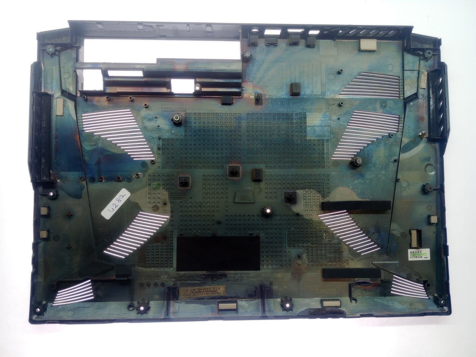 Monster Abra A5 V16.8  6-39-NH5E3-01X Alt Kasa